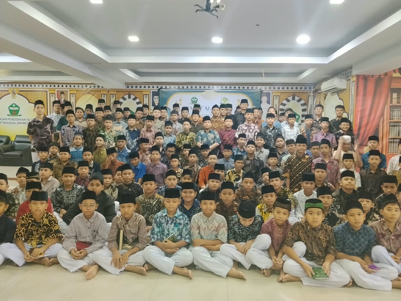 Hari Batik Nasional 2